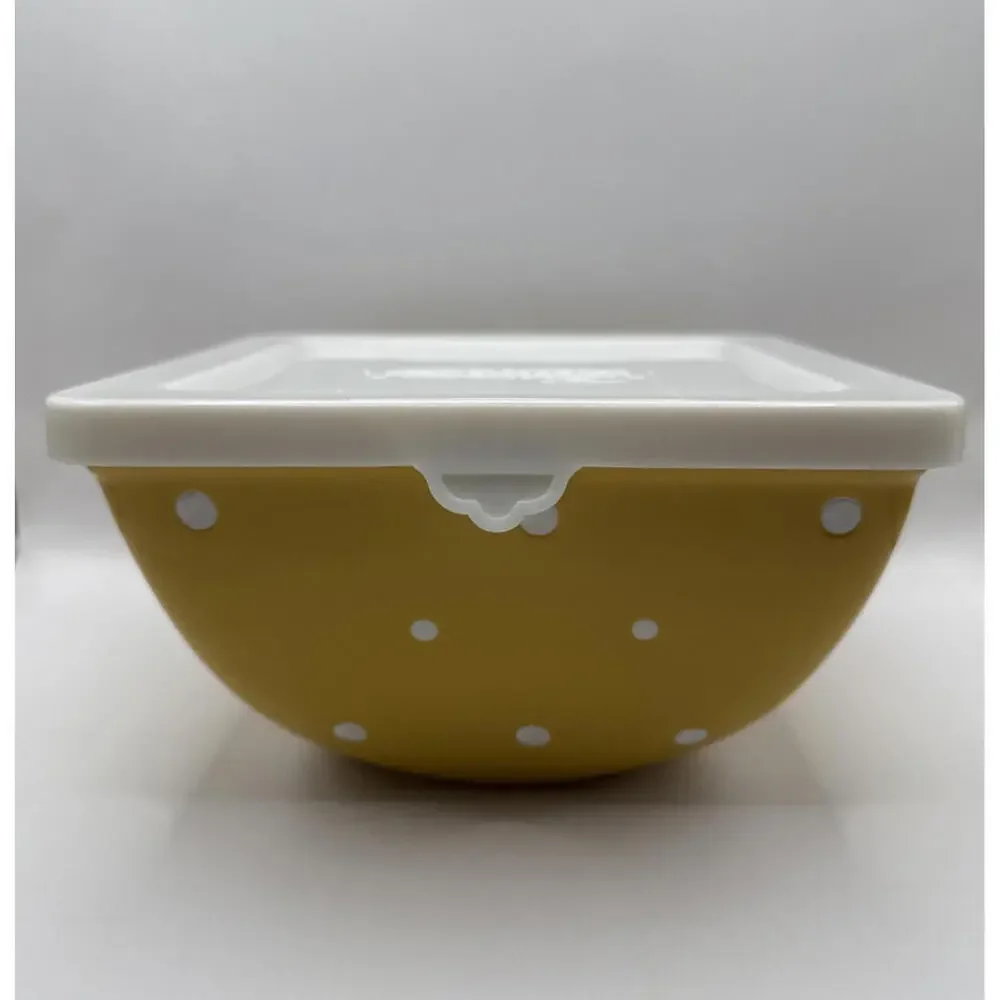 Temptations by Tara Ovenware  1QT /1.5 Qt  Square Bowls Yellow Polka Dot Lid